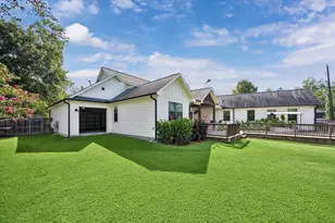 9333 Spring Branch Dr, Houston, TX 77080 - Photo 18