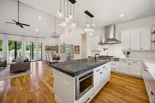 9333 Spring Branch Dr, Houston, TX 77080 - Photo 12