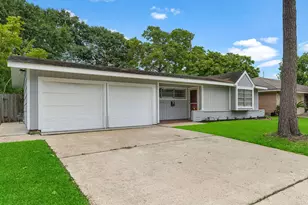 5522 Ariel St, Houston, TX 77096 - Photo 1