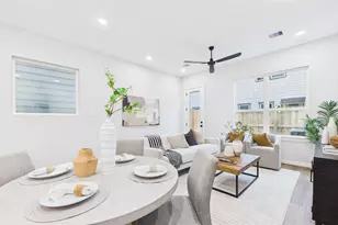 5032 Creekmont Dr, Houston, TX 77091 - Photo 16