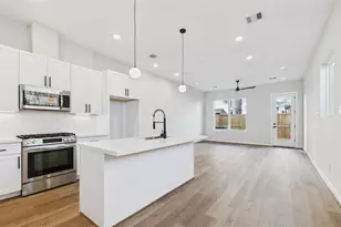 5032 Creekmont Dr, Houston, TX 77091 - Photo 14