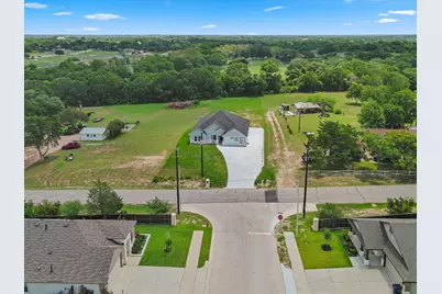1874 Burleson, Brenham, TX 77833 - Photo 30