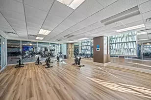 5925 Almeda Rd, Houston, TX 77004 - Photo 16