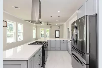 2902 Houston Avenue, Houston, TX 77009 - Photo 10