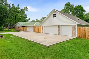 25804 Maplewood Dr, Spring, TX 77386 - Photo 14