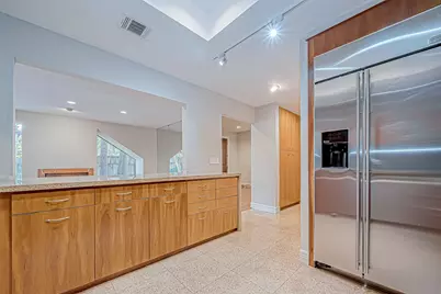 316 Litchfield Lane, Houston, TX 77024 - Photo 10