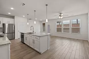 10312 Marston Vineyard Dr, Houston, TX 77025 - Photo 4