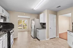 5031 Juniper Spring Trail, Katy, TX 77449 - Photo 6