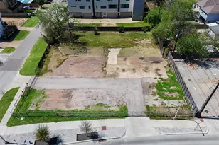 1701 N Durham Dr, Houston, TX 77008 - Photo 6