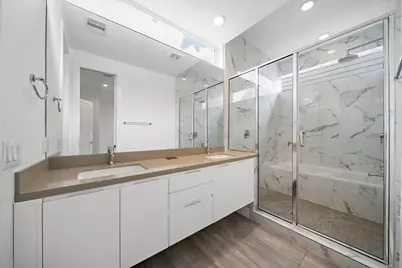 608 Middle Street #B, Houston, TX 77003 - Photo 16