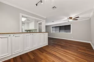 4727 Merwin St, Houston, TX 77027 - Photo 22