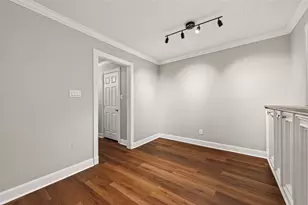 4727 Merwin St, Houston, TX 77027 - Photo 18