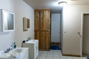 600 N E Ave, Kermit, TX 79745 - Photo 12