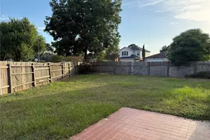 9011 Ketchwood Dr, Houston, TX 77099 - Photo 16