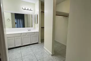 9011 Ketchwood Dr, Houston, TX 77099 - Photo 10