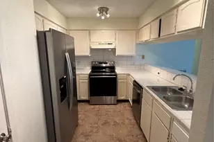 9011 Ketchwood Dr, Houston, TX 77099 - Photo 8
