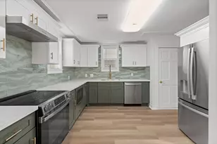 203 Archer St, Houston, TX 77009 - Photo 2