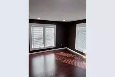 214 S San Jacinto Avenue, Cleveland, TX 77327 - Photo 4