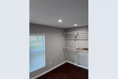 214 S San Jacinto Avenue, Cleveland, TX 77327 - Photo 8