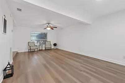 724 Country Place Drive #E, Houston, TX 77079 - Photo 8