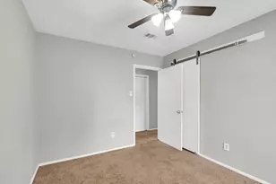 8406 Daycoach Ln, Houston, TX 77064 - Photo 16