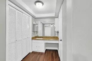 8406 Daycoach Ln, Houston, TX 77064 - Photo 14