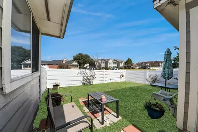 1549 Nichole Woods Drive, Houston, TX 77047 - Photo 32