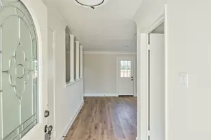 6527 Zapata Dr, Houston, TX 77083 - Photo 2