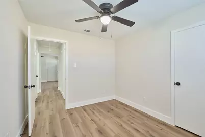 6527 Zapata Drive, Houston, TX 77083 - Photo 22