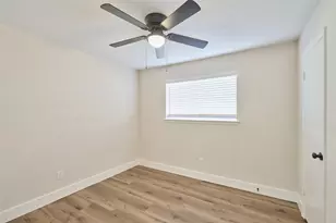 6527 Zapata Dr, Houston, TX 77083 - Photo 20