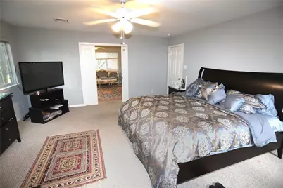 4912 Bellaire Boulevard, Bellaire, TX 77401 - Photo 2