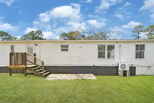 9586 Darkwood St, Willis, TX 77318 - Photo 6
