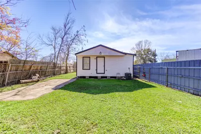 7811 Saint Louis Street, Houston, TX 77028 - Photo 2