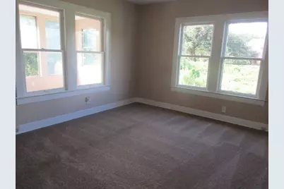 110 Spencer Street, Brazoria, TX 77422 - Photo 6