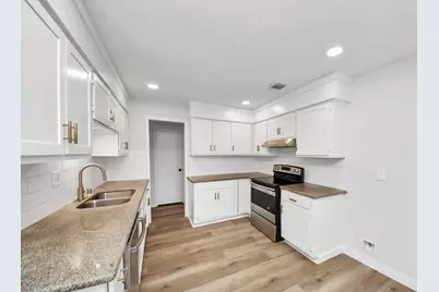 718 Land Grant Drive, Richmond, TX 77406 - Photo 14