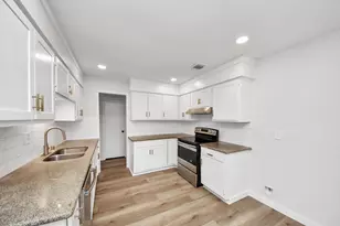 718 Land Grant Dr, Richmond, TX 77406 - Photo 14