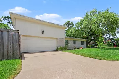 1754 Nocturne Lane, Houston, TX 77043 - Photo 32