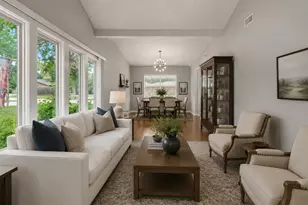 1754 Nocturne Ln, Houston, TX 77043 - Photo 2