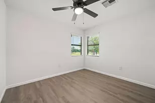 404 Glenmore Dr, Pasadena, TX 77503 - Photo 12