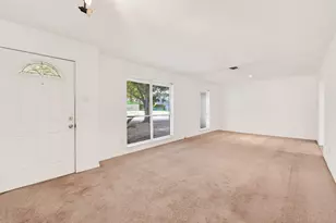 5422 Spellman Rd, Houston, TX 77096 - Photo 4