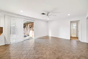 5422 Spellman Rd, Houston, TX 77096 - Photo 6