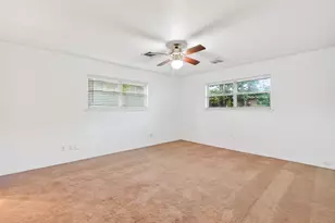 5422 Spellman Rd, Houston, TX 77096 - Photo 12