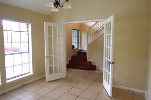 15318 Bonita Springs Dr, Houston, TX 77083 - Photo 10