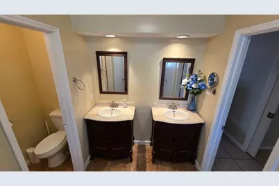 15318 Bonita Springs Drive, Houston, TX 77083 - Photo 22