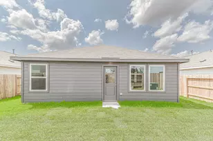 355 Bush Mdw Ln, Magnolia, TX 77354 - Photo 4