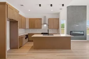 8203 Calhoun Rd, Houston, TX 77033 - Photo 16