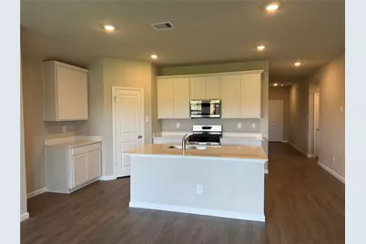 1020 Legrand Street, Brenham, TX 77833 - Photo 2