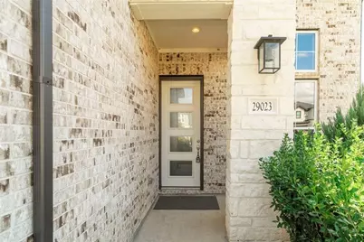 29023 Laurel Grove Lane, Fulshear, TX 77441 - Photo 4