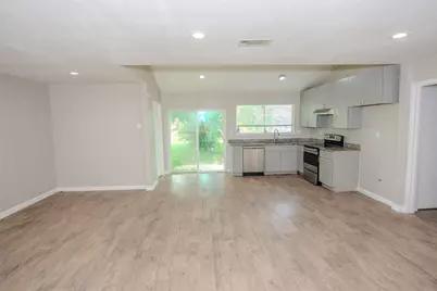 9311 Golden Wood Lane, Houston, TX 77086 - Photo 2