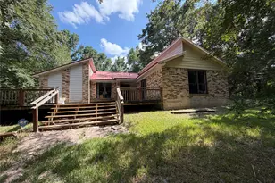 606 Pine Tree Rd, Huntsville, TX 77320 - Photo 1